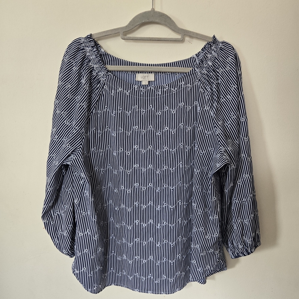 LOFT Navy And White Striped Lightweight Eyelet Coastal Beachy Flowy Summer LG‎